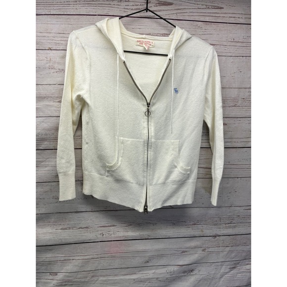 Abercrombie & Fitch Tops - Abercrombie & Fitch Zip Up Knit Hoodie Coquette Y2K O-Ring Sweater M White